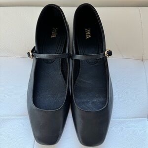 Zara Black Leather Ballet Flats, size 37